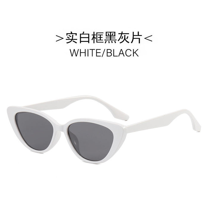 Wholesale Retro Cat Eye Clip On Sunglasses Chic Travel Shades UV385 Fashion Accessory Boutique Resale Gift