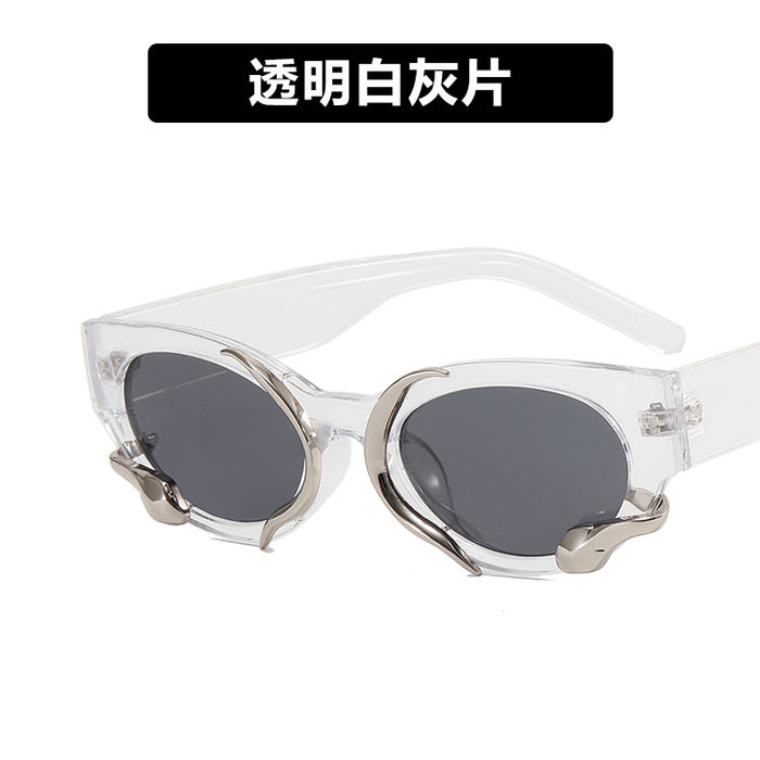 Wholesale Stereoscopic snake sunglasses and sunglasses