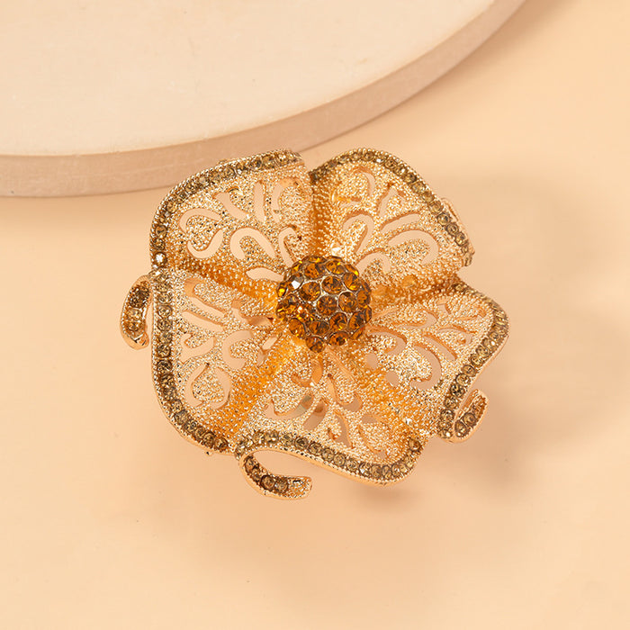 Wholesale Fashionable exaggerated opening noble temperament retro hollow diamond inlaid ring