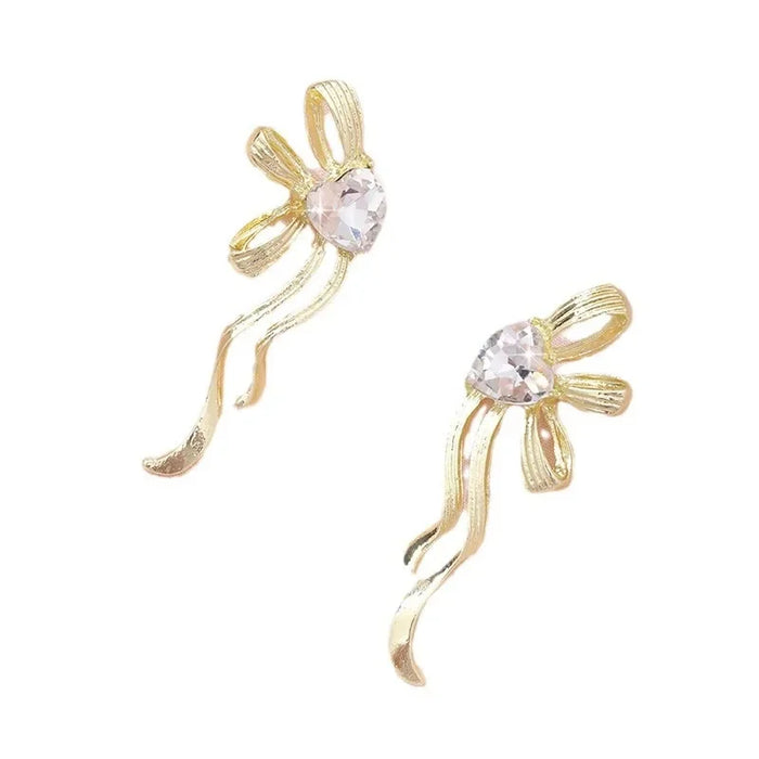 Wholesale Ribbon bow, silver needle, heart-shaped diamond studded earrings, simple and high-end, versatile earrings, fashionable and personalized earrings