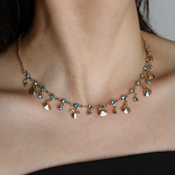 Wholesale Simple diamond inlaid butterfly necklace for women with a niche temperament, versatile color diamond collarbone chain accessory