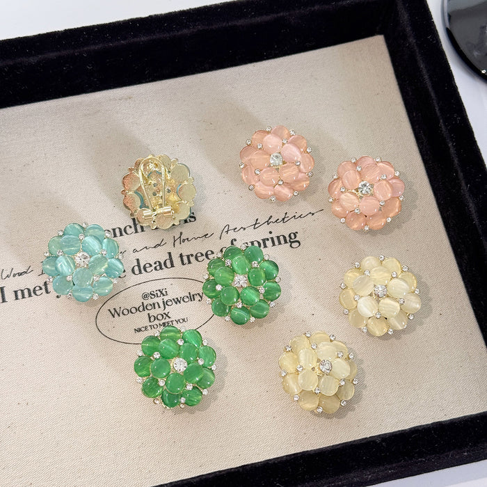 Wholesale Flower earrings, fashionable and versatile earrings, silver needle earrings