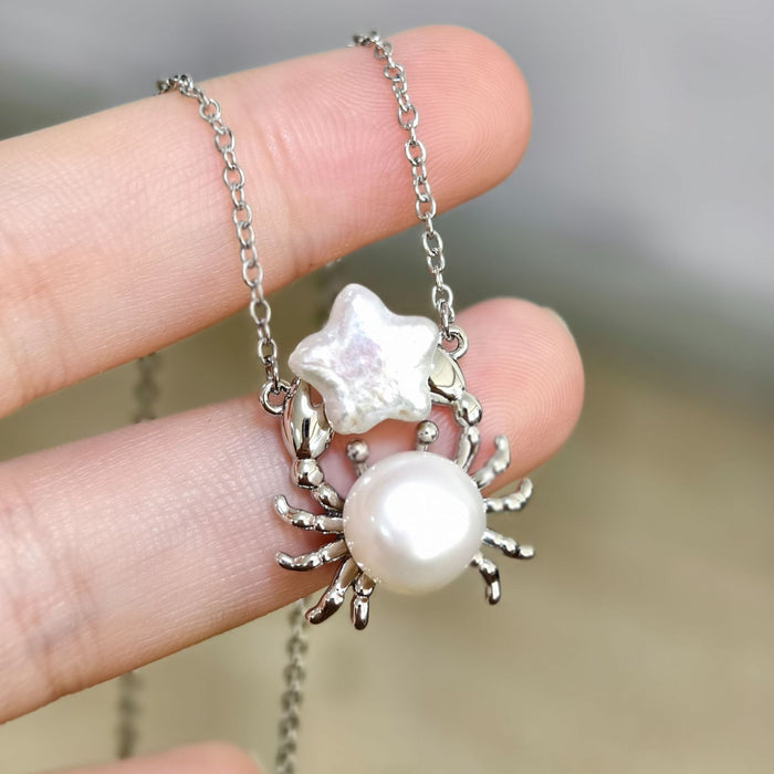 Wholesale Marine Series Pendant Cute Crab Jellyfish Goldfish Pendant Necklace Plated with 18K Gold