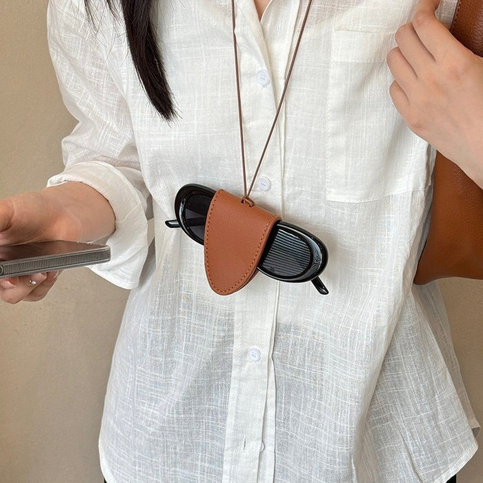 Wholesale Long leather pull-out key bag, wearing accessories, hanging neck, leather tag necklace, hanging glasses, keychain, niche accessories