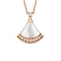 Wholesale Small skirt fan-shaped necklace silver light luxury niche shell