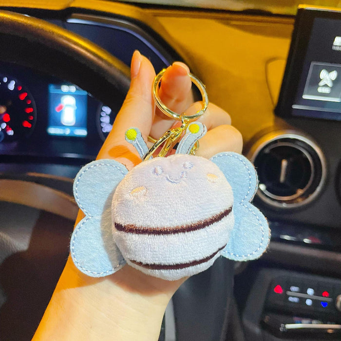 Wholesale Cartoon plush doll keychain cute bee key doll pendant clothing bag accessories