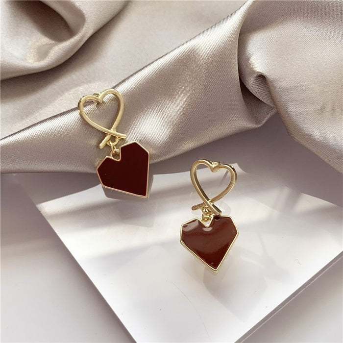 Wholesale Love peach heart earrings, high-end feeling earrings, niche design, drip oil earrings, accessories
