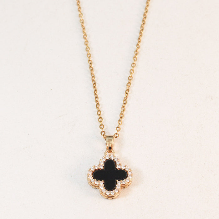 Wholesale Titanium Steel Black and White Double-sided Clover Necklace JDC-NE-Moyu005