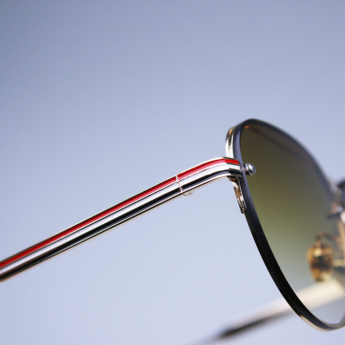 Wholesale High definition frameless sunglasses, trendy and fashionable sunglasses, UV resistant and strong light resistant glasses