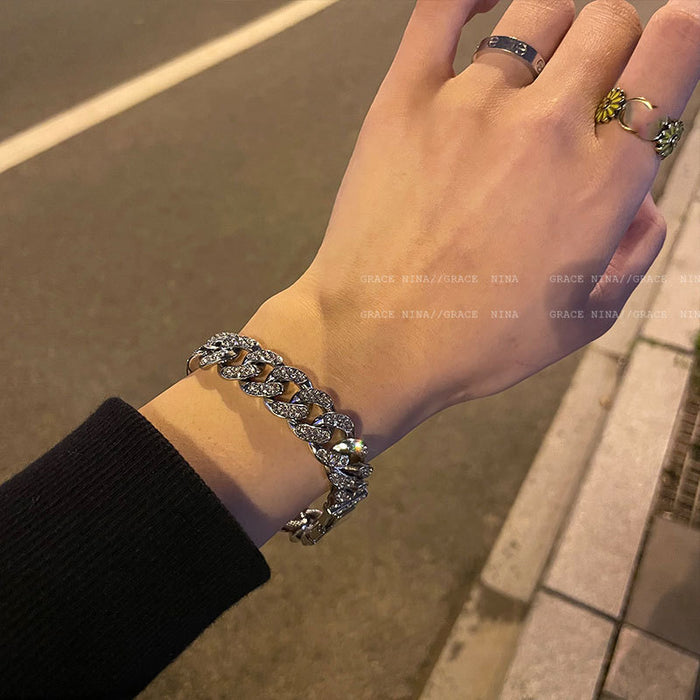 Wholesale Diamond-encrusted Cuban chain