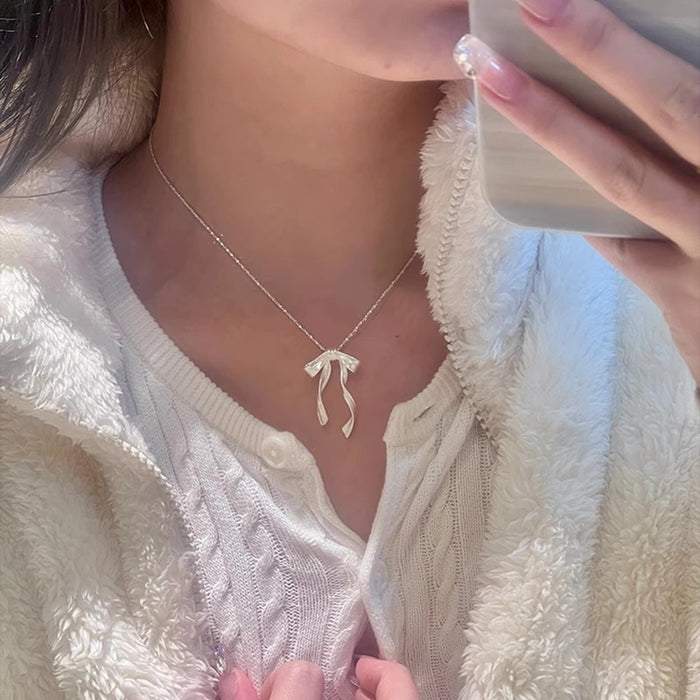 Wholesale Necklace hot girl style personalized clavicle chain high-end snake necklace