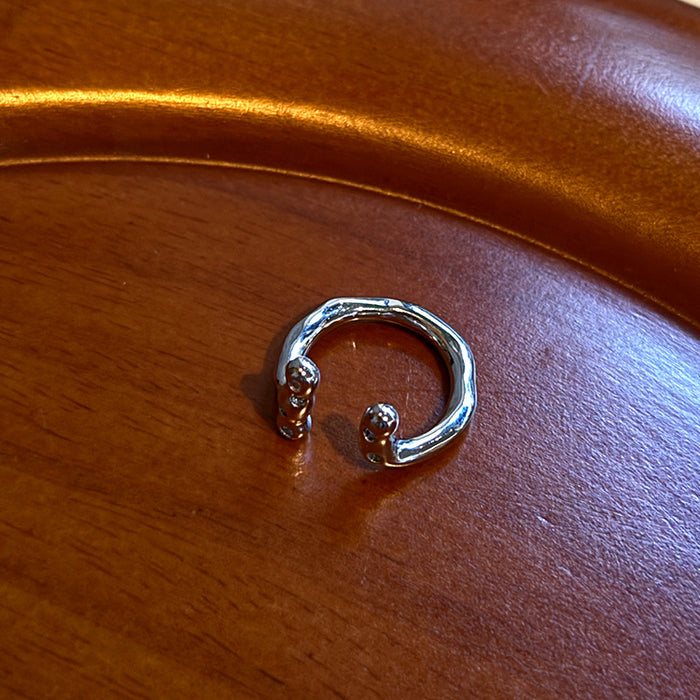 Wholesale A niche and unique resin ring with a cold and conspicuous opening, copper electroplating with versatile rings for women