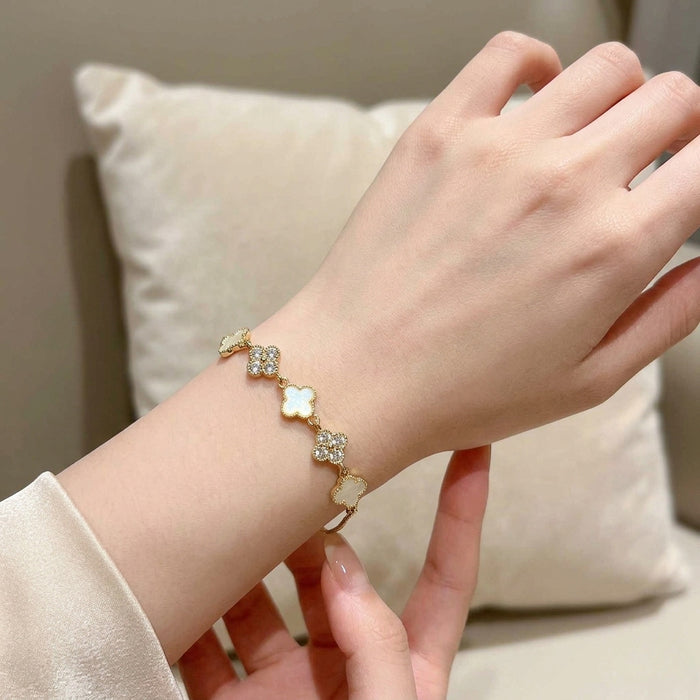 Wholesale Gold Alloy Four Leaf Clover Bracelet With Mother Of Pearl Flower And Zircon Trendy Women S Fashion Accessory Anniversary Gift