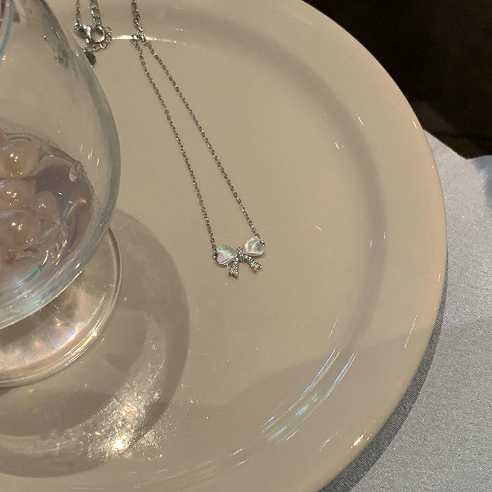 Wholesale Bow necklace, light luxury, niche design, collarbone chain