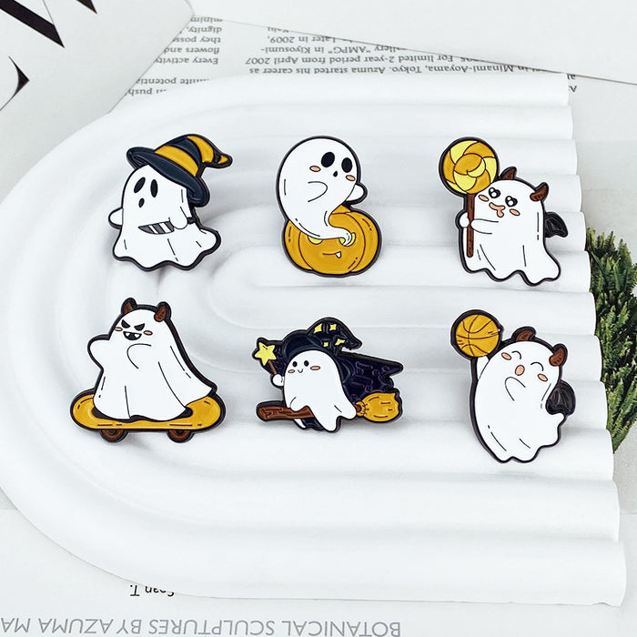 Wholesale Cute Cartoon  Brooch Pin Ghost Pumpkin Wizard Hat Zinc Alloy Baked Paint Party Accessory MOQ≥2