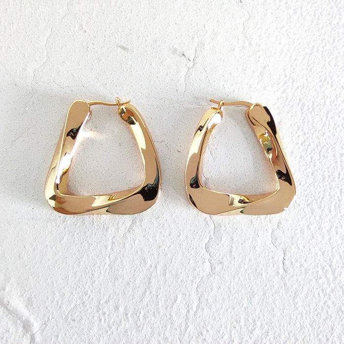 Wholesale Irregular earrings with simple personality, triangular exaggerated geometric earrings with elegant temperament