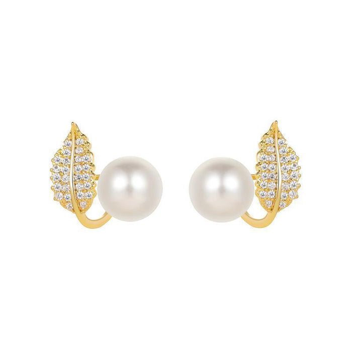 Wholesale Pearl silver needle earrings with elegant temperament, light luxury and niche design, high-end earrings