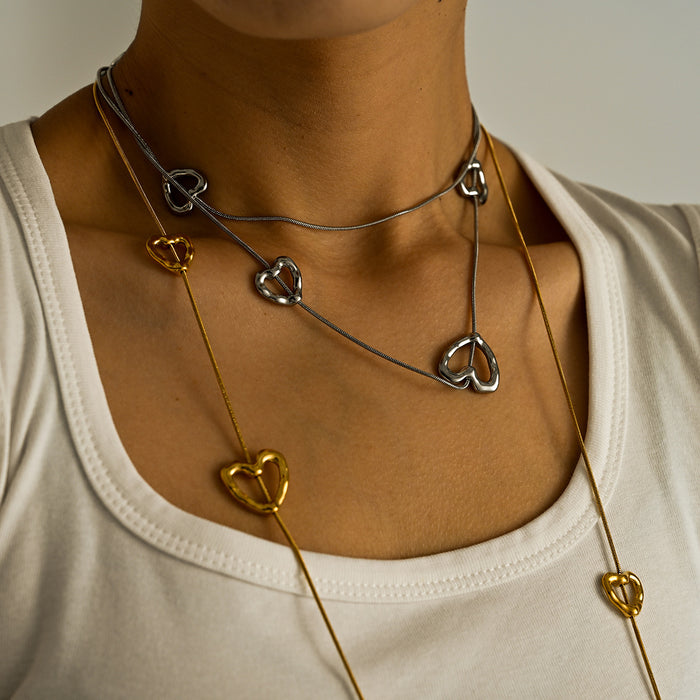 Wholesale Small niche design, fashionable long style, color preserving electroplated stainless steel heart necklace wholesale