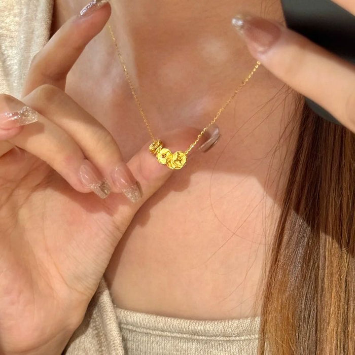 Wholesale Hollow necklace new exquisite and high-end titanium steel non fading collarbone chain