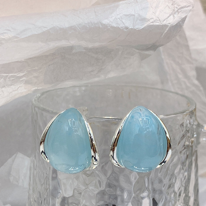 Wholesale Subtle temperament earrings, high-end and versatile water droplet shaped earrings