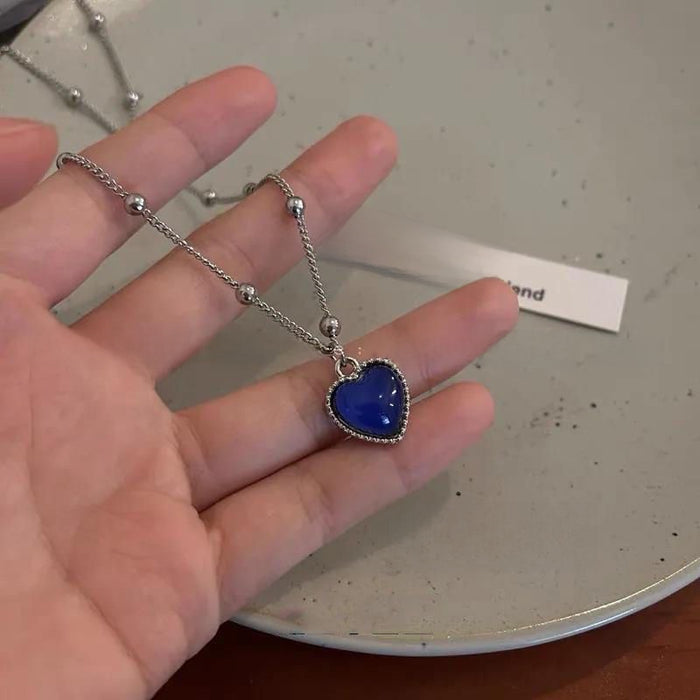 Wholesale Color changing love necklace, niche design, collarbone chain necklace