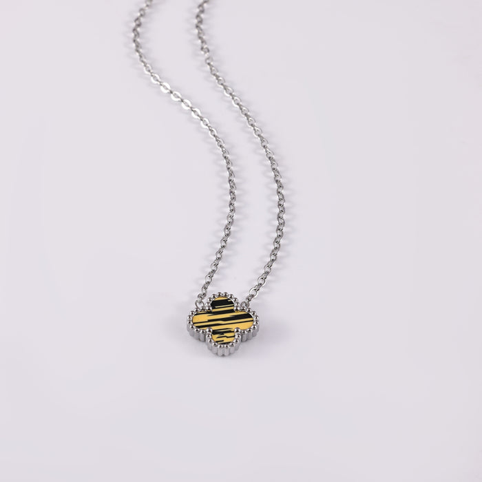 Wholesale Stainless Steel Four-Leaf Clover Collarbone Necklace