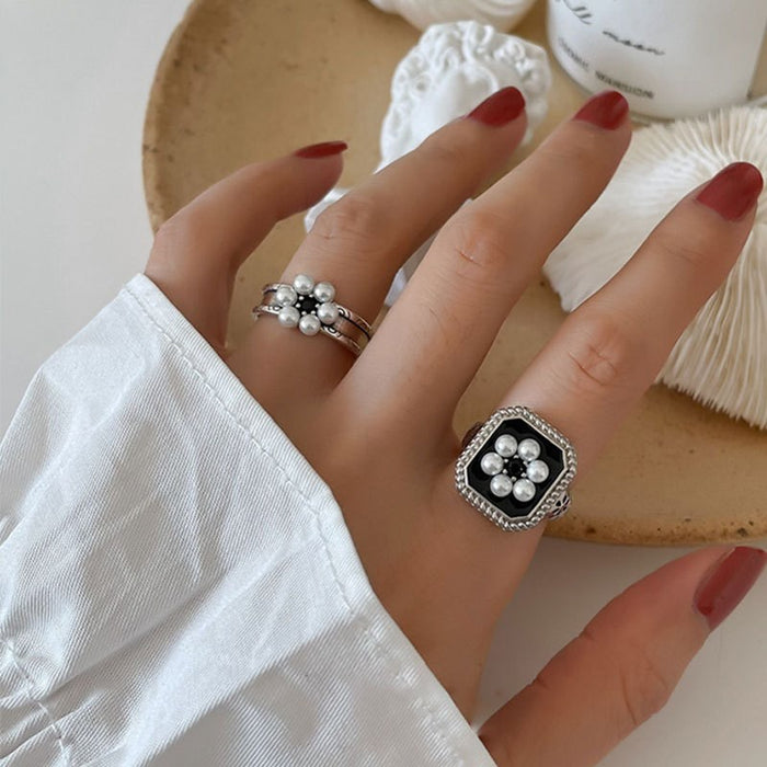 Wholesale Pure silver ring, fashionable and personalized, simple pearl, retro and open mouth ring trend