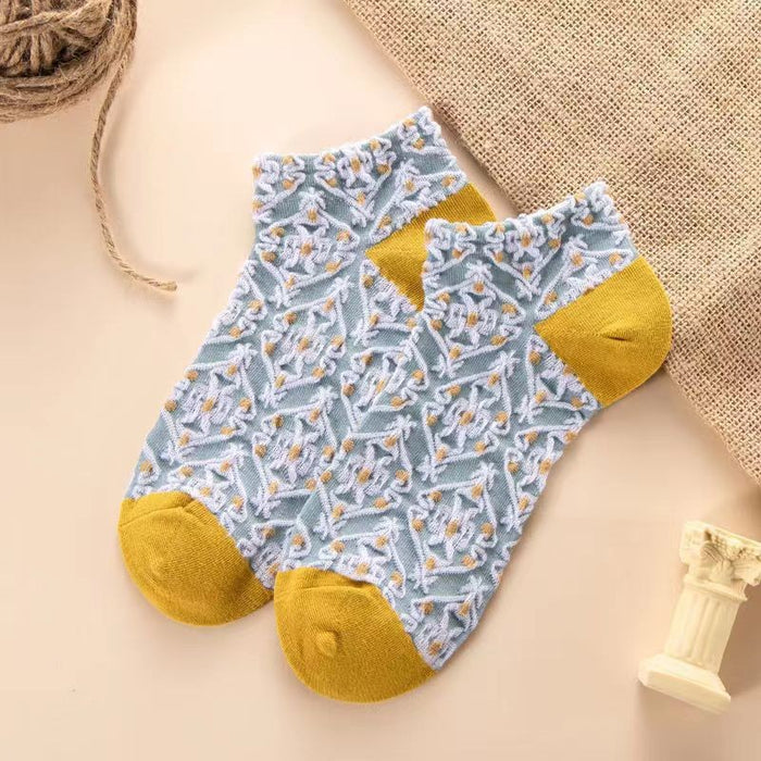 Wholesale Socks for women in spring and summer, short tube socks, versatile sports, college style, breathable boat socks