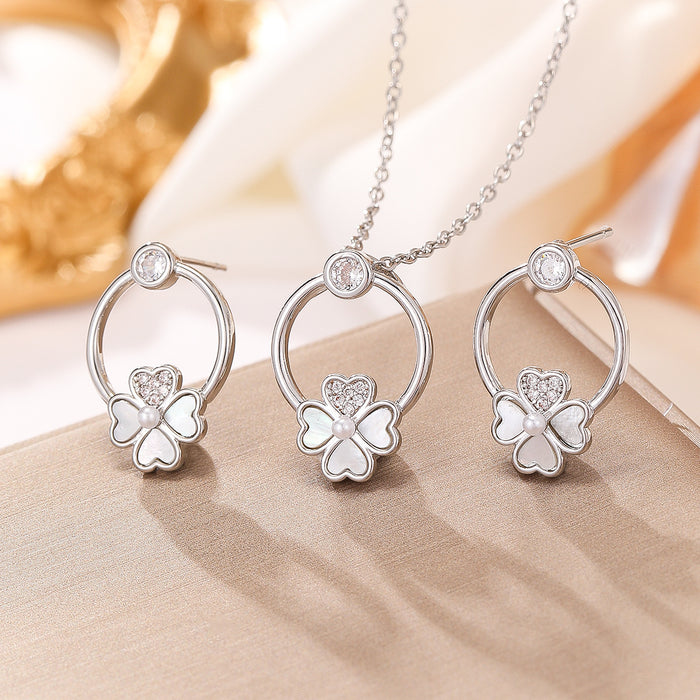 Wholesale Simple Copper Zircon Petal Necklace Earrings 2 Piece Set Simple Four-leaf Clover Shell suit