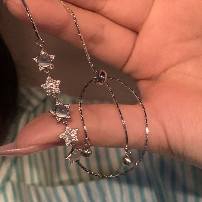 Wholesale Flower butterfly bracelet, light luxury temperament, high-end sense, niche design, versatile star bracelet