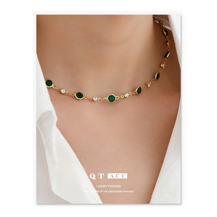 Wholesale Fashionable and trendy simple rhinestone short single-layer necklace collarbone chain