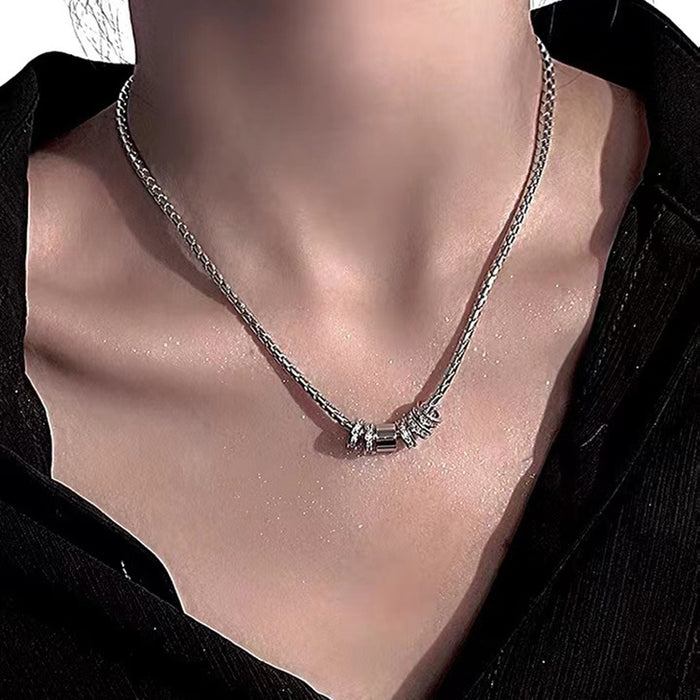 Wholesale Sparkling diamond ring pendant titanium steel necklace, light luxury design, fashionable and versatile temperament, collarbone chain accessory