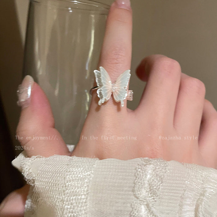Wholesale Butterfly ring inlaid with zircon