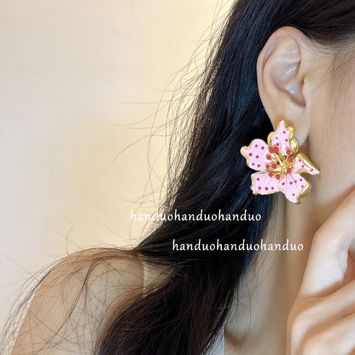 Wholesale Alloy Irregular Petal Earrings JDC-ES-HanDu009