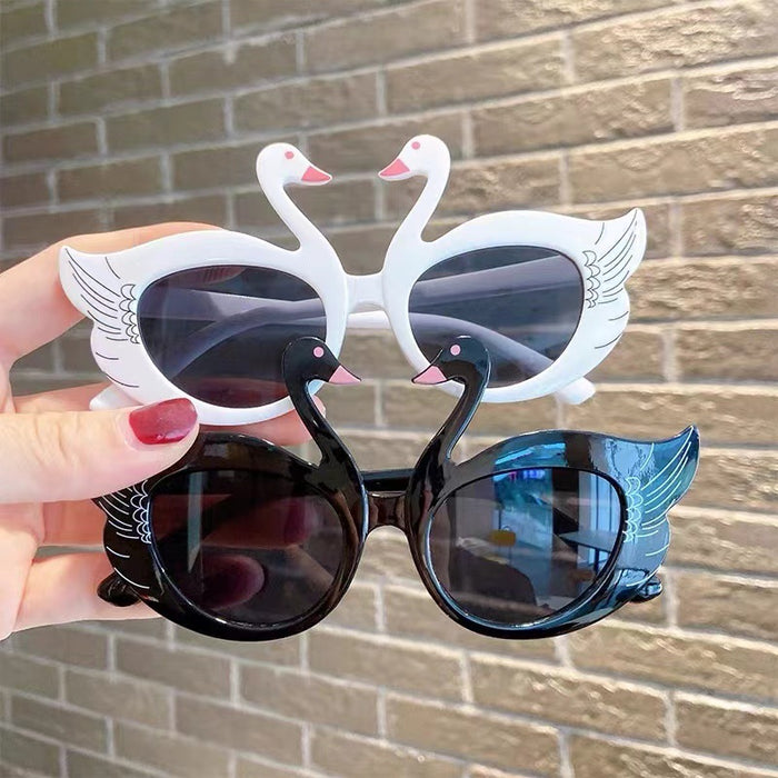 Wholesale Sunglasses, cute swan shaped fashion decoration glasses, UV resistant children's sunglasses
