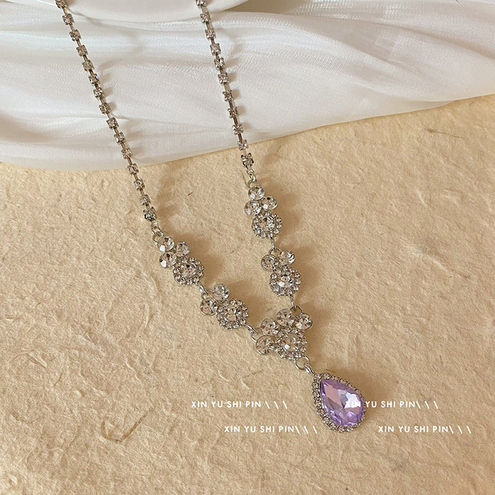 Wholesale Fashionable diamond studded water droplet pendant necklace, light luxury, versatile, personalized collarbone chain, niche temperament, high-end sense accessory