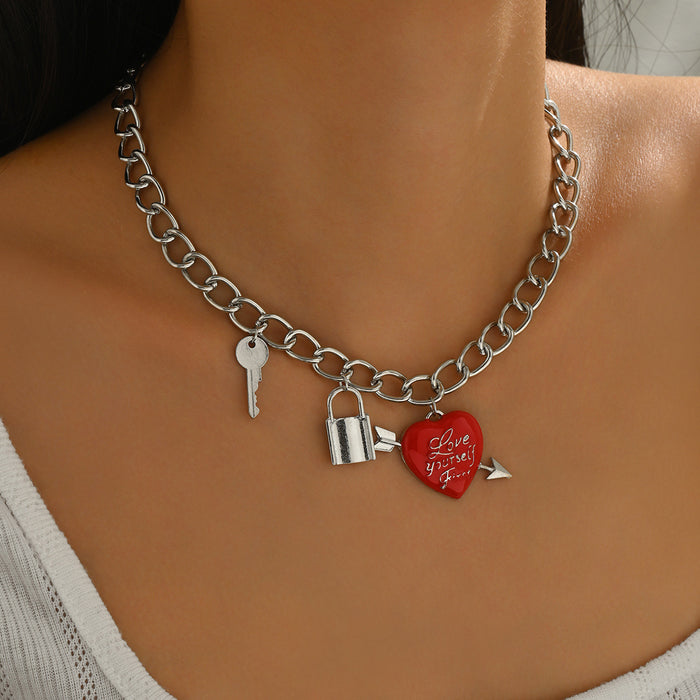 Wholesale Jewelry Punk Love Necklace Key Chain Thick Chain Peach Heart Pendant Clavicle Chain
