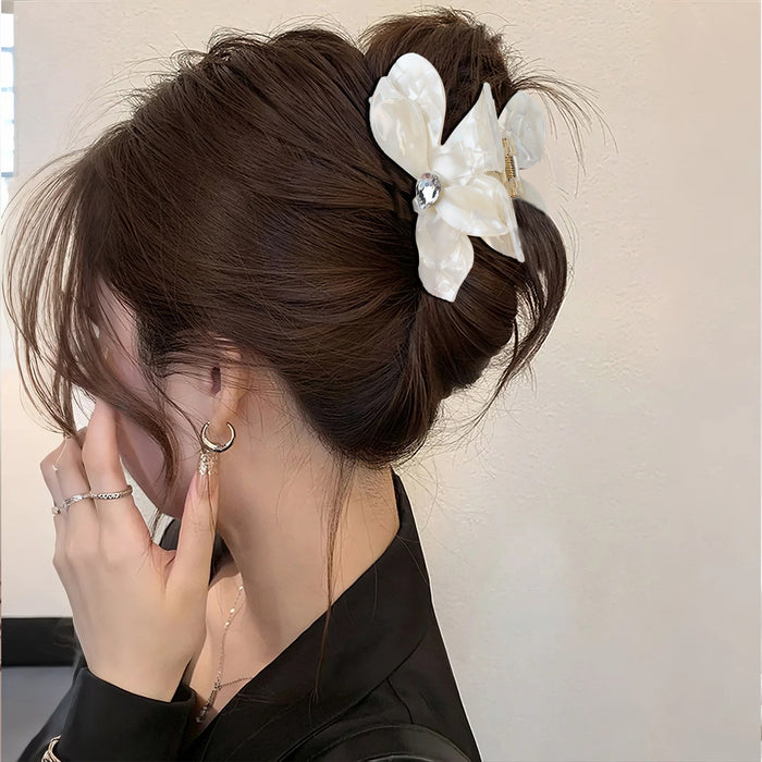 Wholesale Flower Acetate Hair Claw Clip with Rhinestones - Stylish Fashion Accessory