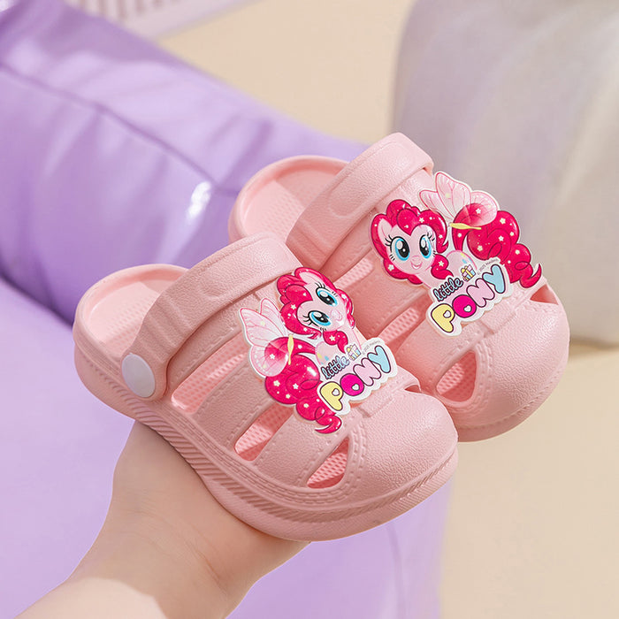 Wholesale Cartoon-themed waterproof and non-slip slippers for home and outdoor use