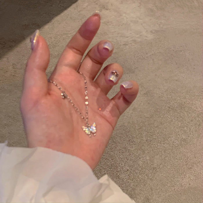 Wholesale Sparkling diamond butterfly necklace with niche design, light luxury butterfly collarbone chain, micro inlaid zircon collarbone chain