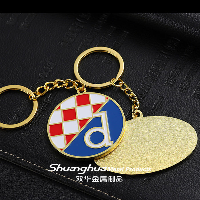 Wholesale Customized metal keychain, personalized and portable diamond shaped key pendant. Customized metal keychain