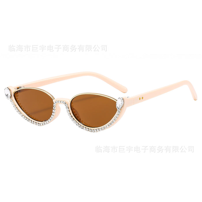 Wholesale New Fashion Cat's Eye Women's Sunglasses Luxury Frame Inlaid Diamond Sunglasses Fashion Glasses