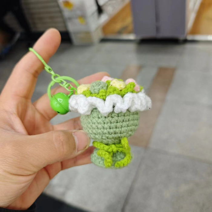 Wholesale Woven Holding Flower Keychain Rose Bouquet Bag Pendant Schoolbag Hanging
