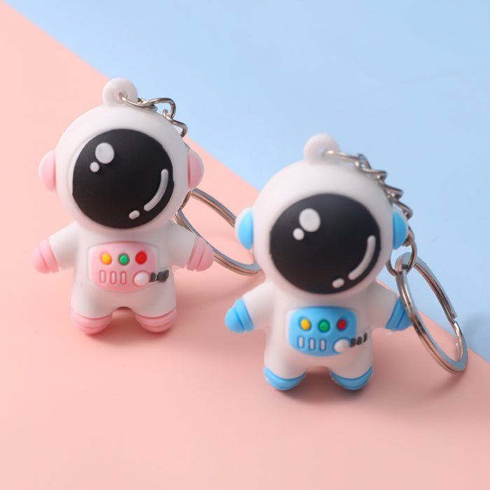 Wholesale Astronaut Keychain Cartoon Silicone Spaceman Car Key Chain Couple Bag Pendant  Key Ring
