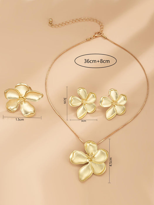 Wholesale Lucky Clover Flower Design 5-Piece Jewelry Set Alloy Electroplated Fashion Accessory
