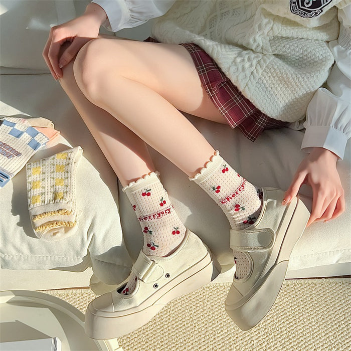 Wholesale Short tube socks hollow thin socks mid tube socks student socks cute short socks