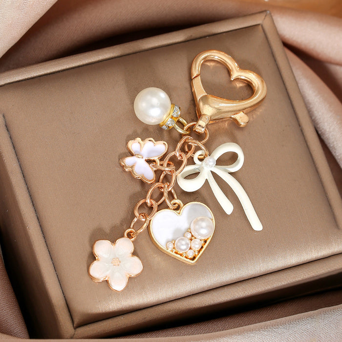 Wholesale Hand Beaded Zinc Alloy Flower Butterfly Heart Pearl Keychain Bag Charm MOQ≥2