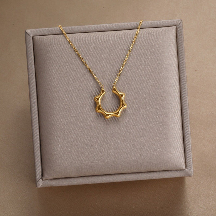 Wholesale Fade-Resistant Sweater Chain — Niche,  Light Luxury  and Sophisticated Titanium Steel Necklace