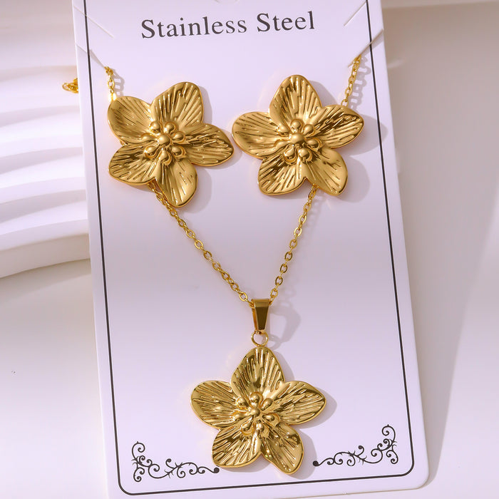 Wholesale RetroEarrings Necklace Stainless Steel Gold-Plated Jewelry