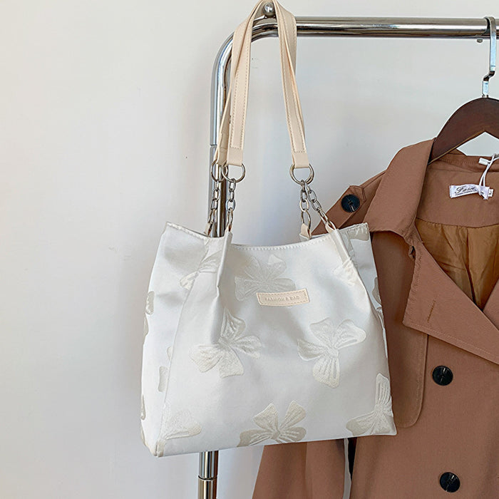 Wholesale Large capacity fashionable canvas bag versatile commuting tote bag